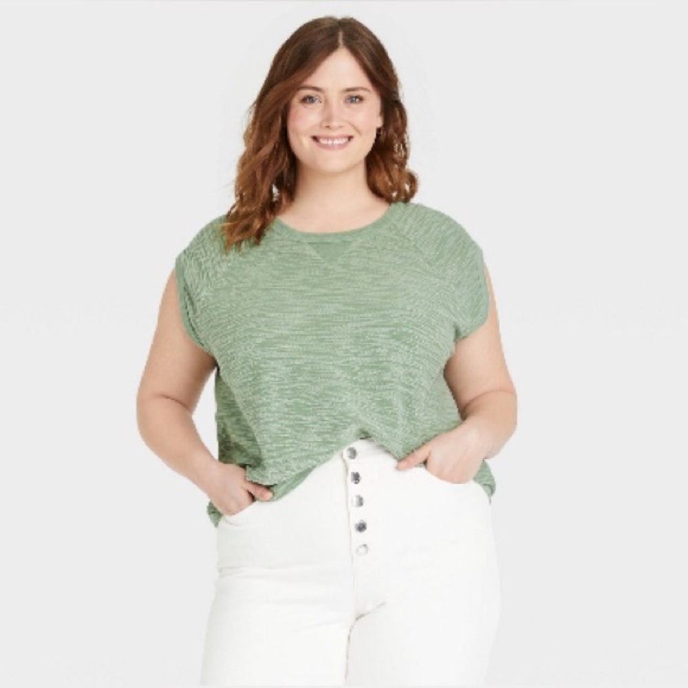 New - Women's Plus Size Sweatshirt - Universal Thread